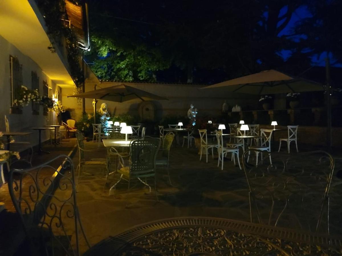 Antica Villa Cuneo- Guest House - "B&B E Non Un Hotel A Cuneo" Exterior foto